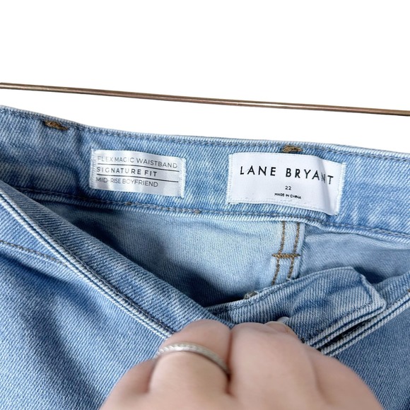 Lane Bryant Mid-Rise Boyfriend Jeans Patchwork Buffalo Check Distressed Sz 22 - Picture 4 of 6